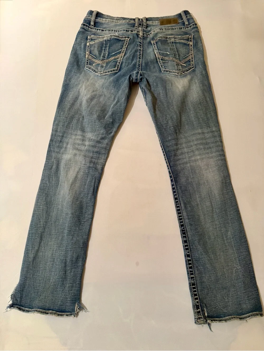 BKE Jake Jeans Mens 34x32 Dark Wash Straight Stretch Denim Whiskers Thrashed